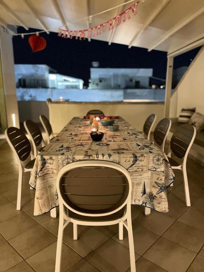 Attico Margherita - La Terrazza Sul Mare ガリポリ エクステリア 写真
